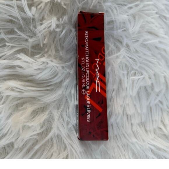 MAC Cosmetics Limited Edition Retro Matte Liquid Lipcolour 135 Chili Addict New - Picture 6 of 10